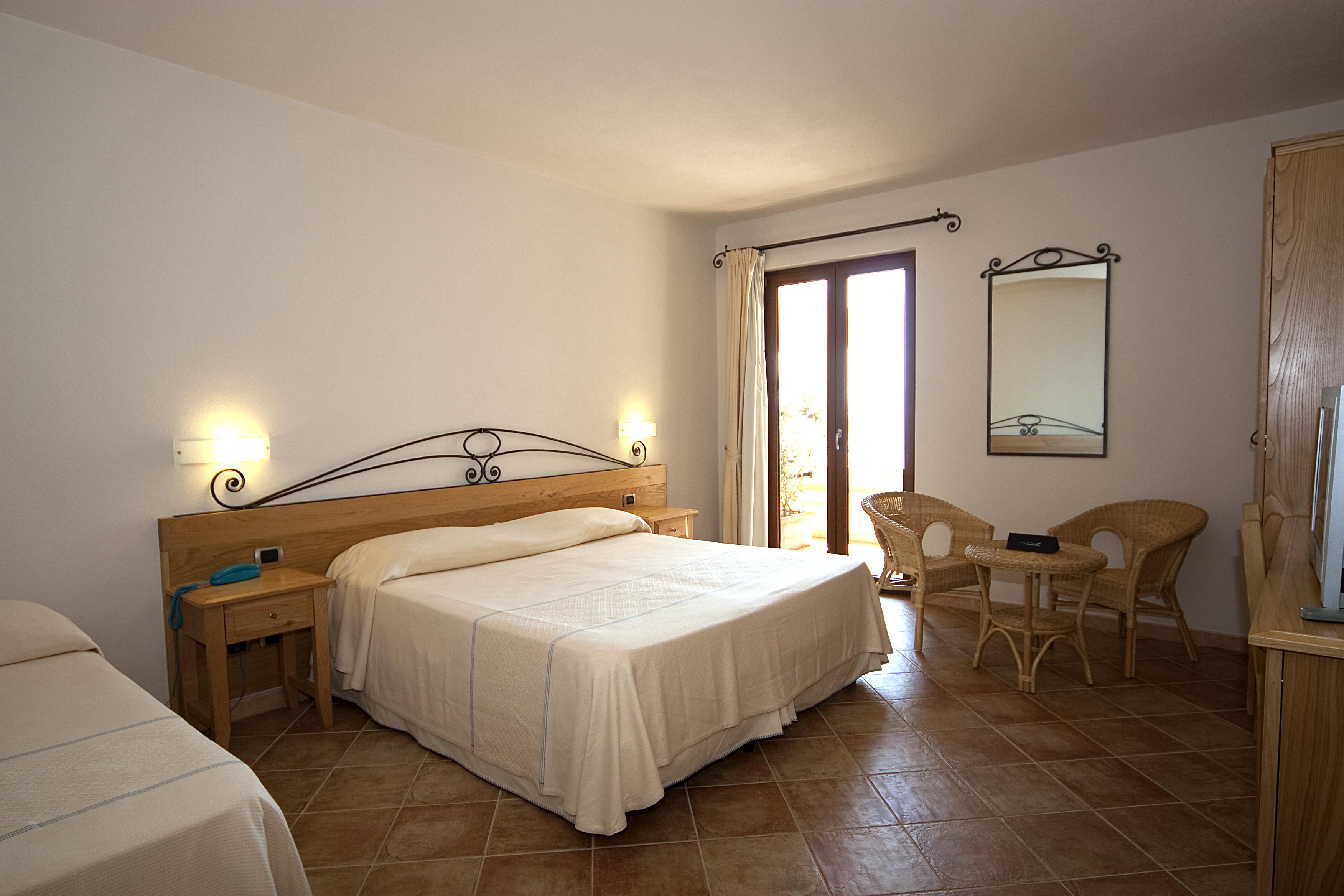 Hotel Villa Gustui Maris Кала-Гононе Екстер'єр фото