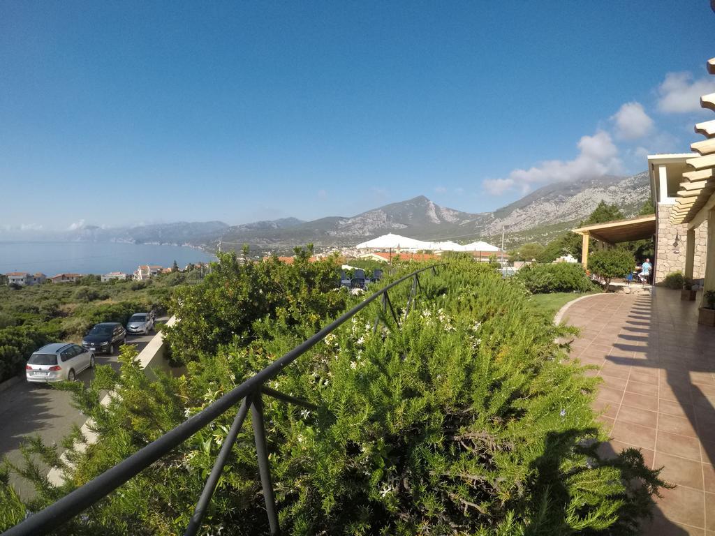Hotel Villa Gustui Maris Кала-Гононе Екстер'єр фото