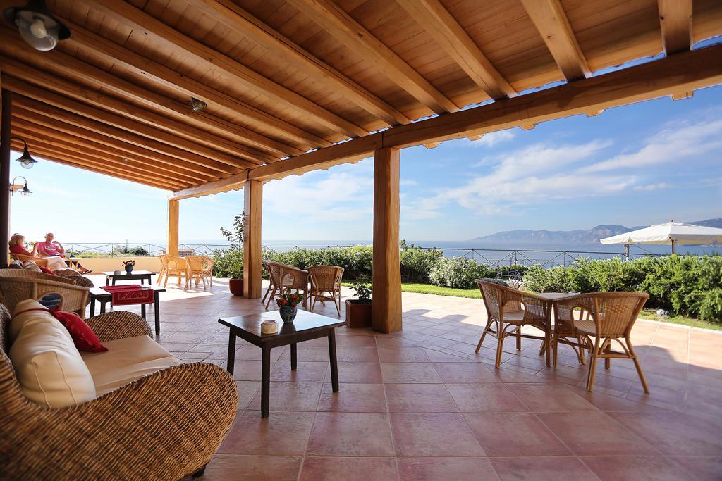 Hotel Villa Gustui Maris Кала-Гононе Екстер'єр фото