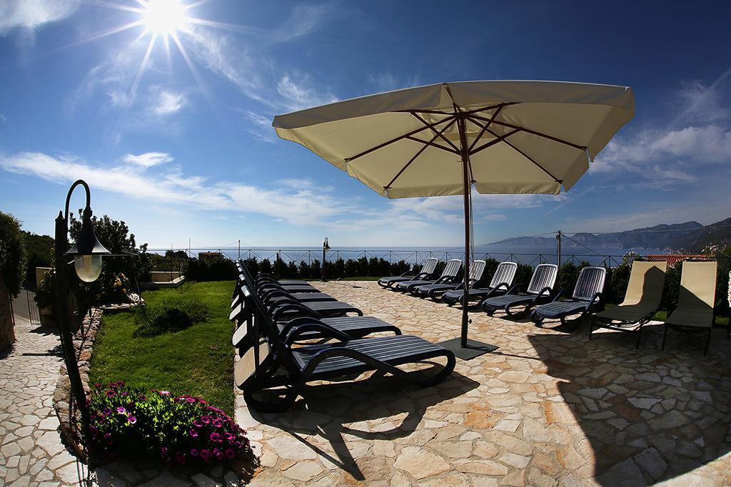 Hotel Villa Gustui Maris Кала-Гононе Екстер'єр фото